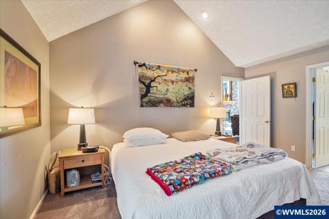 5342 Sparta Lp SE Salem OR 97306