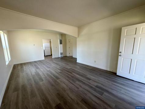 1396 Waller Street SE Salem OR 97302-1457
