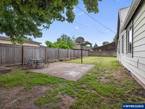 1143 Redwood Street Sweet Home OR 97386