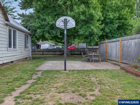 1143 Redwood Street Sweet Home OR 97386