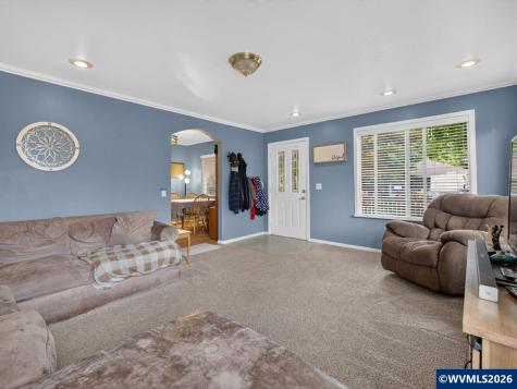 1143 Redwood Street Sweet Home OR 97386