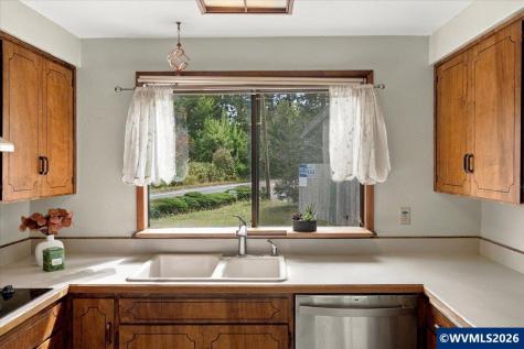 1792 SW Brooklane Drive Corvallis OR 97333