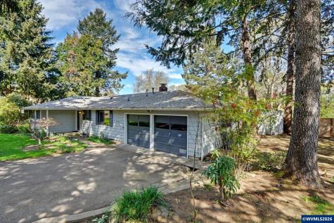 1525 NW Woodland Drive Corvallis OR 97330
