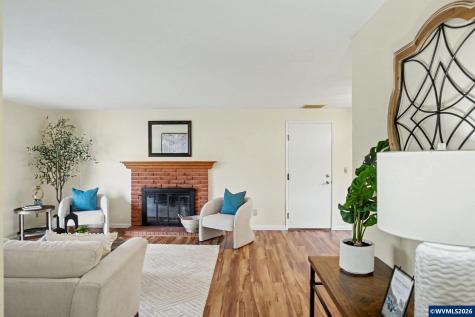 1525 NW Woodland Drive Corvallis OR 97330