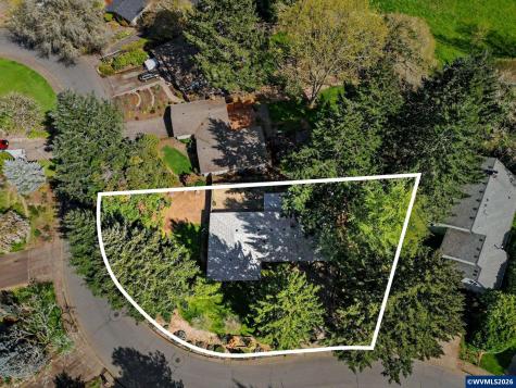 1525 NW Woodland Drive Corvallis OR 97330