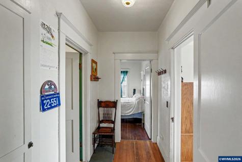 700 Oak Street Silverton OR 97381