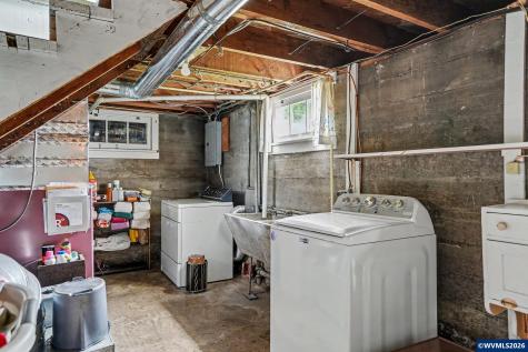 700 Oak Street Silverton OR 97381