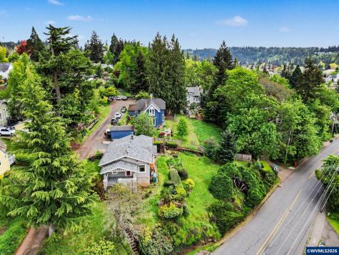 700 Oak Street Silverton OR 97381