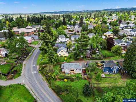 700 Oak Street Silverton OR 97381