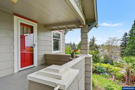 700 Oak Street Silverton OR 97381