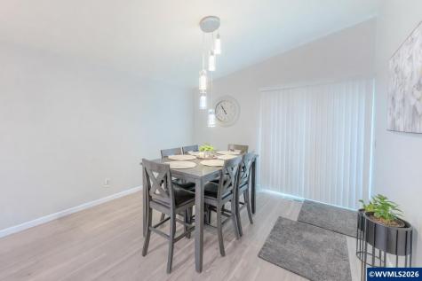 910 Kauai Street SE Salem OR 97317