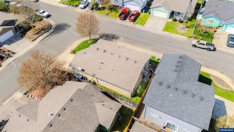 910 Kauai Street SE Salem OR 97317