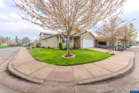 910 Kauai Street SE Salem OR 97317