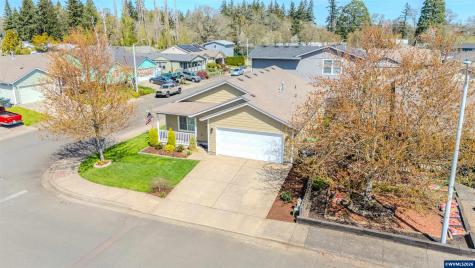 910 Kauai Street SE Salem OR 97317