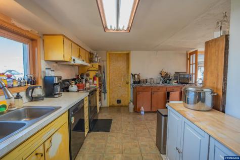 36005 Polly Farm Lane Lebanon OR 97355