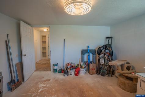 36005 Polly Farm Lane Lebanon OR 97355