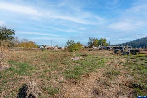 36005 Polly Farm Lane Lebanon OR 97355