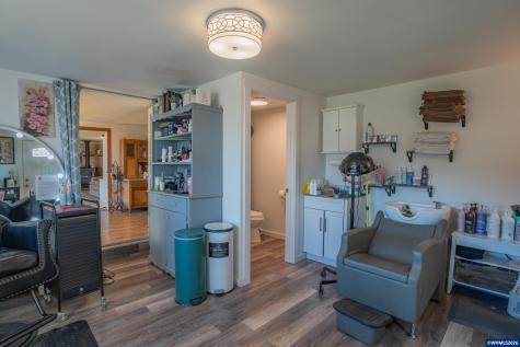 36005 Polly Farm Lane Lebanon OR 97355
