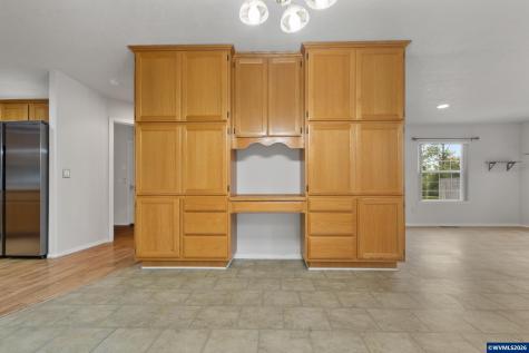 161 NW Elderberry Lane Dallas OR 97388
