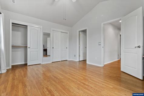 161 NW Elderberry Lane Dallas OR 97388