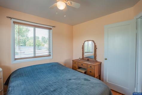 33554 Penny Lane Lebanon OR 97355
