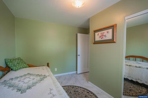 33554 Penny Lane Lebanon OR 97355