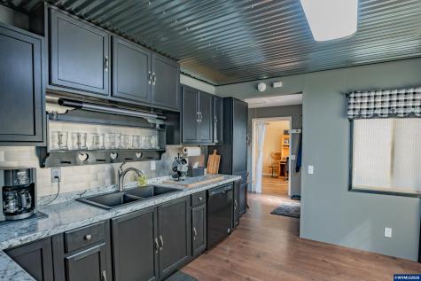 33554 Penny Lane Lebanon OR 97355