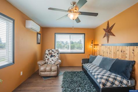 33554 Penny Lane Lebanon OR 97355