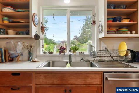 4925 SW Dakota Avenue Corvallis OR 97333