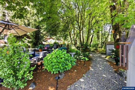 1245 Linnwood Drive NE Albany OR 97322