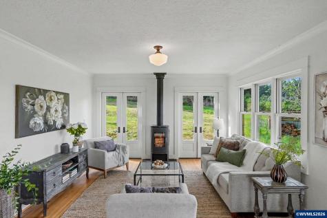17135 Herigstad Road NE Silverton OR 97381