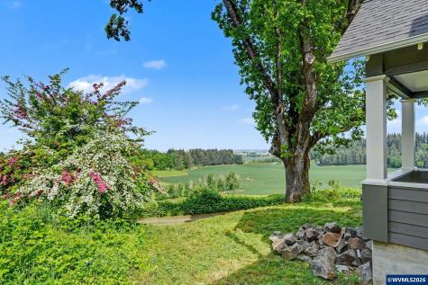 17135 Herigstad Road NE Silverton OR 97381