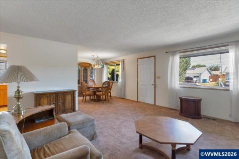 1465 Thompson Road Woodburn OR 97071