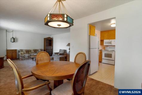 1465 Thompson Road Woodburn OR 97071