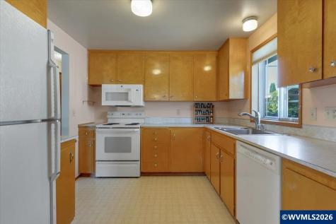 1465 Thompson Road Woodburn OR 97071