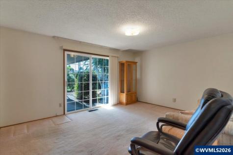 1465 Thompson Road Woodburn OR 97071