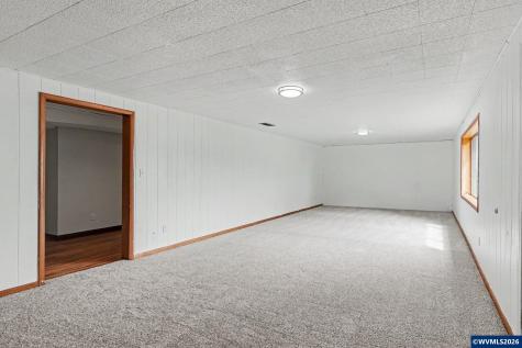 4094 Barrett Street S Salem OR 97302
