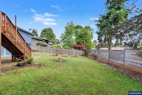4094 Barrett Street S Salem OR 97302