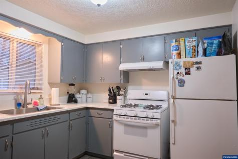 1202 Leo Street NE Keizer OR 97303