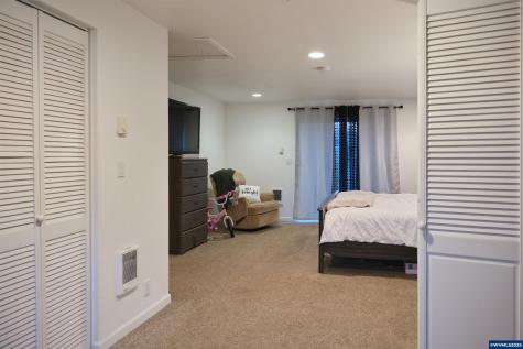 1202 Leo Street NE Keizer OR 97303