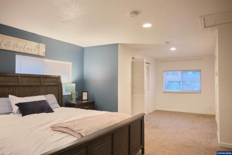 1202 Leo Street NE Keizer OR 97303