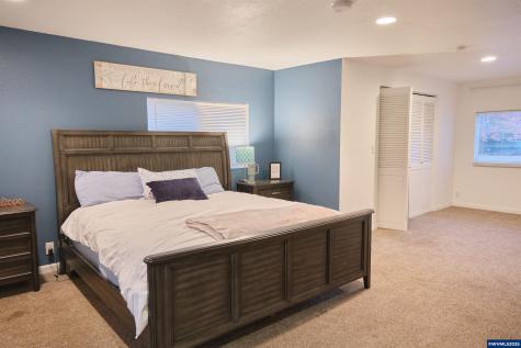 1202 Leo Street NE Keizer OR 97303
