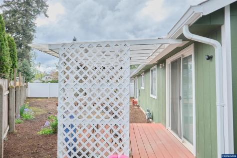 1202 Leo Street NE Keizer OR 97303