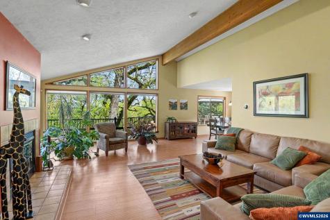 1755 Cumulus Court NW Salem OR 97304