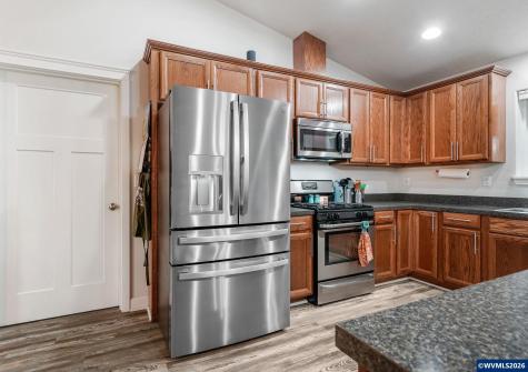 3485 NE Alexander Lane Albany OR 97321