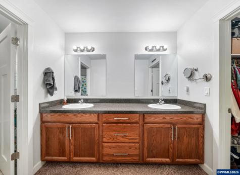 3485 NE Alexander Lane Albany OR 97321