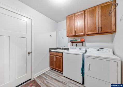 3485 NE Alexander Lane Albany OR 97321