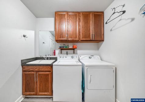 3485 NE Alexander Lane Albany OR 97321