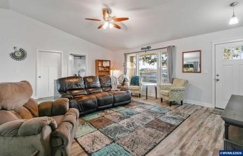 3485 NE Alexander Lane Albany OR 97321