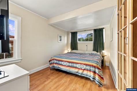 1168 15th Street NE Salem OR 97301